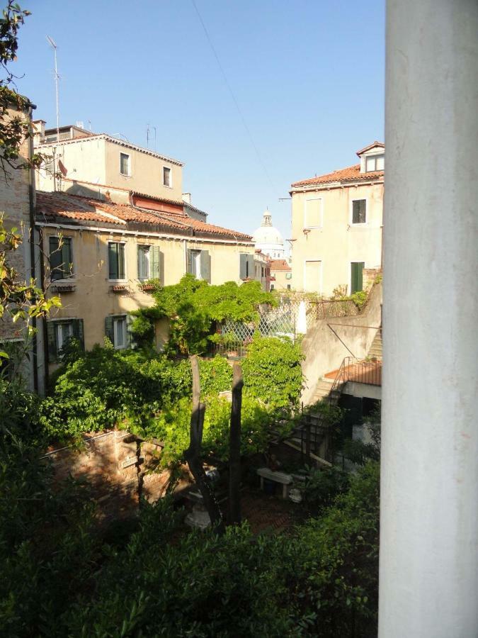 Appartamento Accademia San Vio Venice Exterior photo